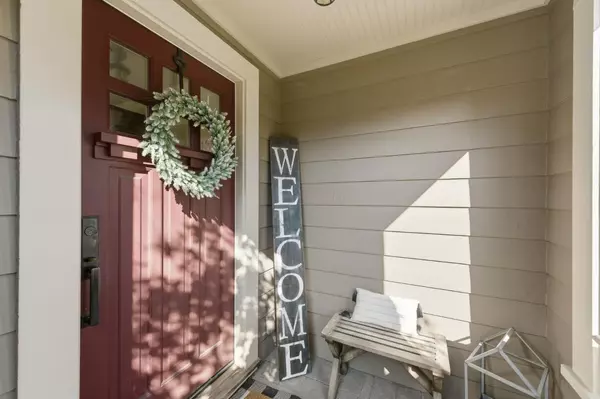 Burlingame, CA 94010,1212 Mills AVE