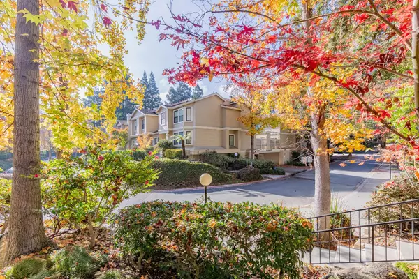 Sunnyvale, CA 94086,998 La Mesa TER D