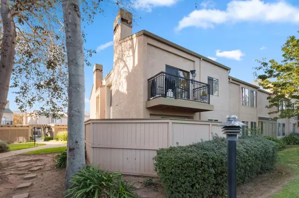 Salinas, CA 93906,2422 N Main ST F