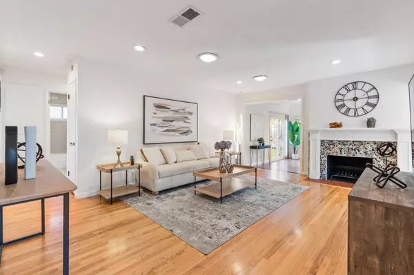 San Jose, CA 95123,618 Azule AVE