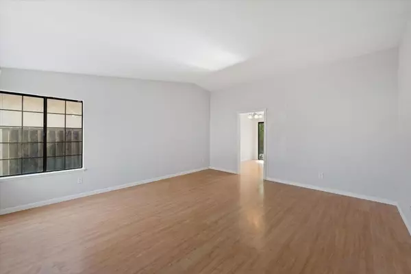 San Jose, CA 95148,2816 Croft DR