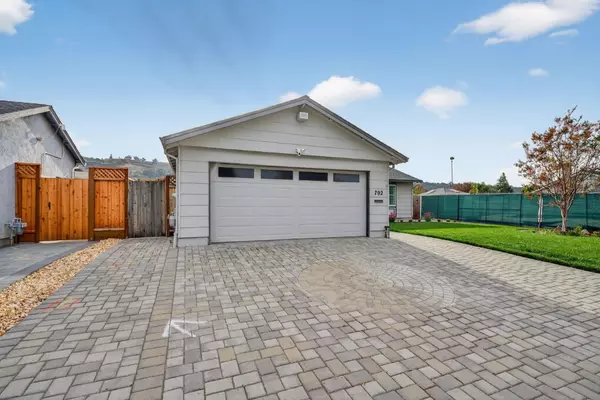 San Jose, CA 95123,702 Choctaw DR