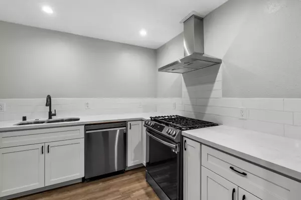 Stockton, CA 95207,212 E Longview AVE