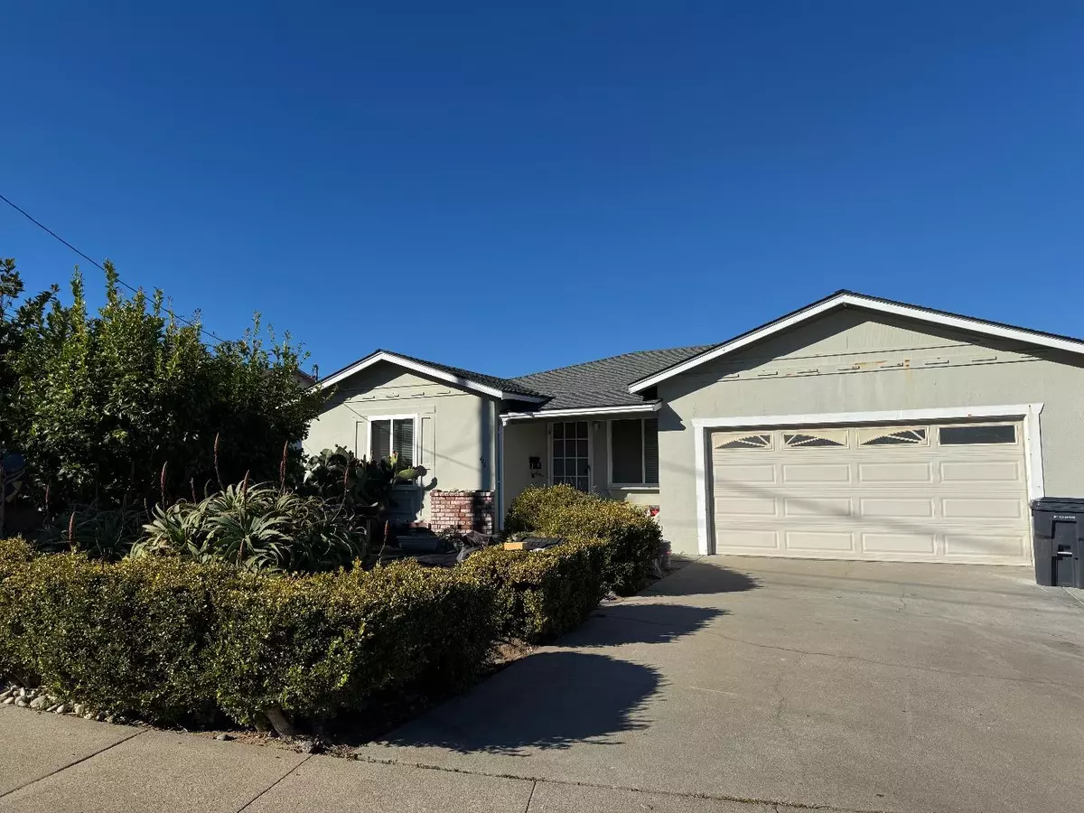 Marina, CA 93933,446 Kelli CT