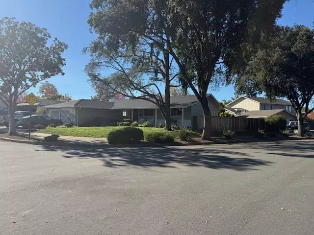 Sunnyvale, CA 94087,1423 Kyle CT