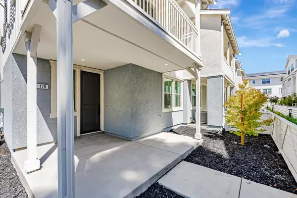 Walnut Creek, CA 94597,178 Oak CIR