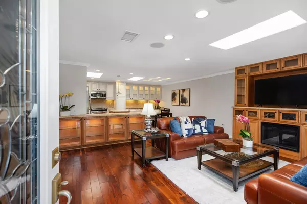 Laguna Woods, CA 92637,3147 Via Vista B