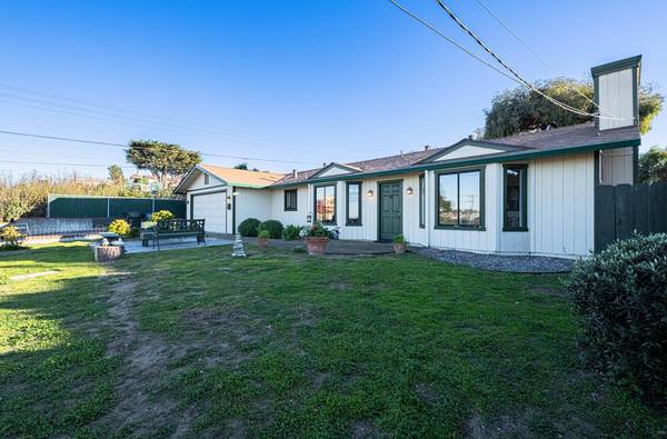 1524 Elm AVE, Seaside, CA 93955