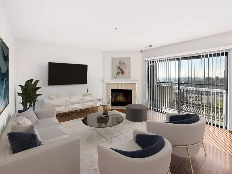 21239 Gary DR 110, Castro Valley, CA 94546