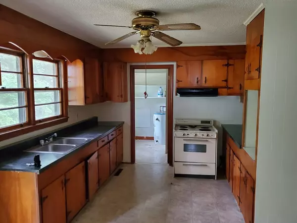 Sumter, SC 29150,14 E Williams ST Street