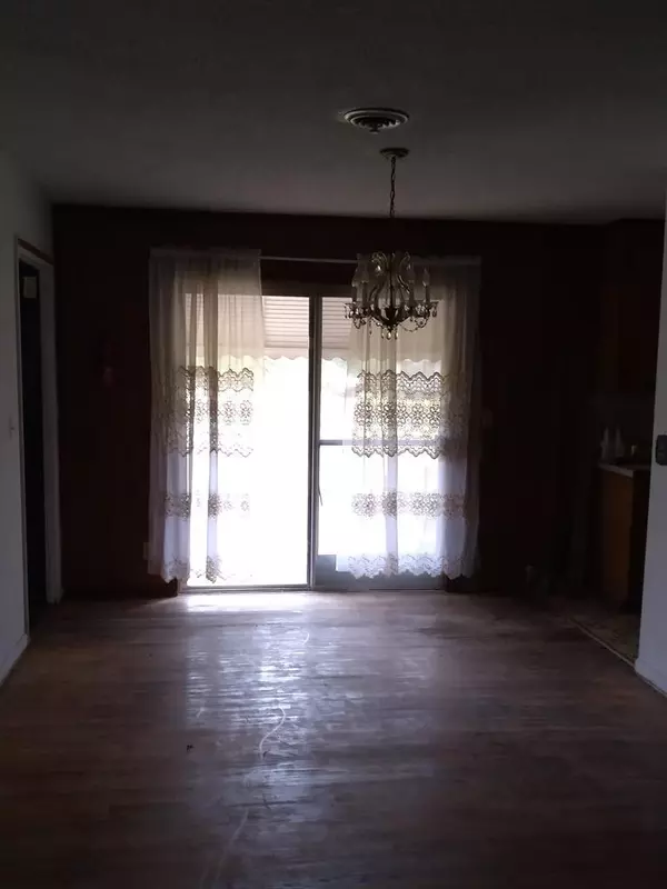 Holly Hill, SC 29059,523 Hesseman AVE Avenue