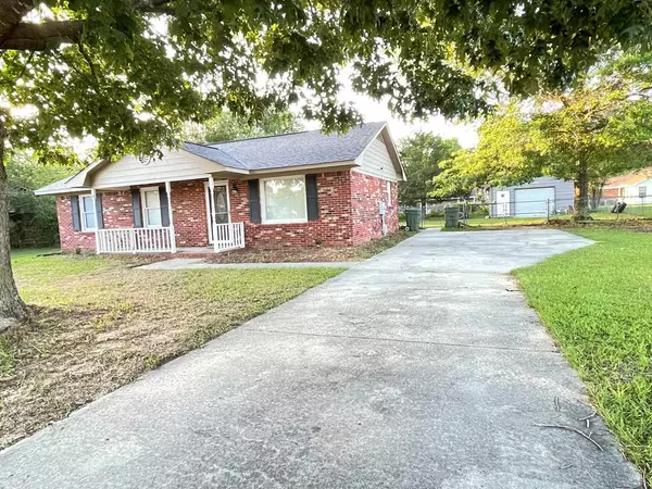 820 Gray Fox TRL Trail, Sumter, SC 29154