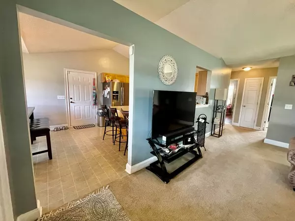 Dalzell, SC 29040,3135 Expedition DR Drive