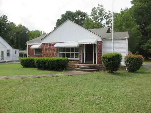 121 Poinsett DR Drive, Sumter, SC 29150