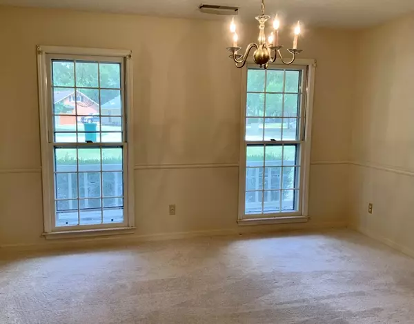 Sumter, SC 29154,110 Kentwood CT Court