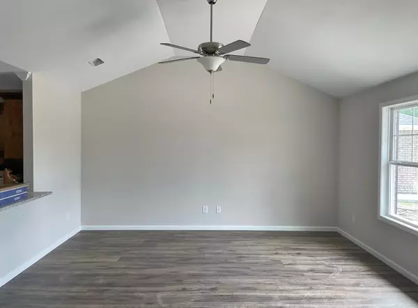 Sumter, SC 29154,660 Constitution DR Drive