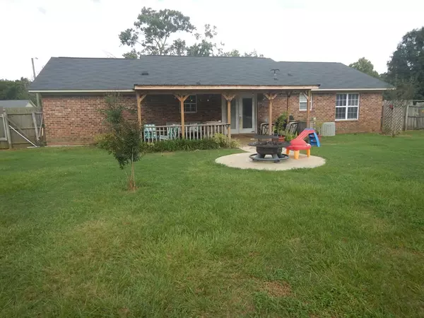 Dalzell, SC 29040,4925 Mcphail ST Street