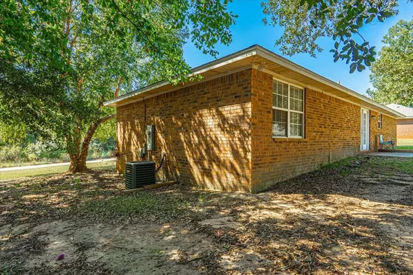 Dalzell, SC 29040,2580 Navigator CIR Circle