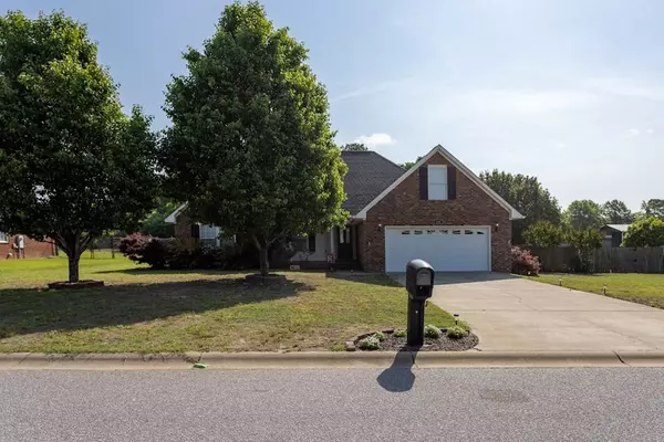 Sumter, SC 29154,1845 Photinia ST Street