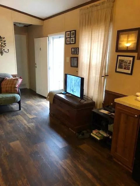 Eutawville, SC 29048,157 Ash