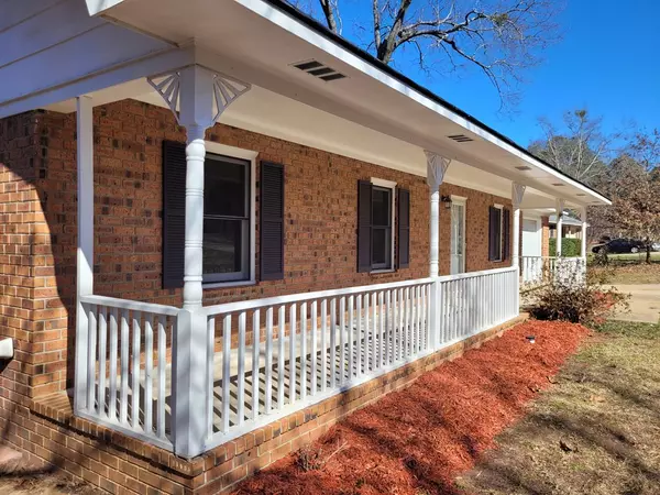 Dalzell, SC 29040,8075 Meeting House RD Road