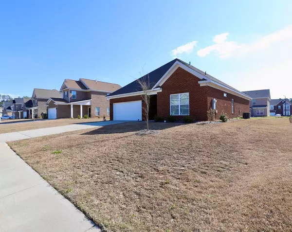 Sumter, SC 29150,795 Curlew CIR Circle