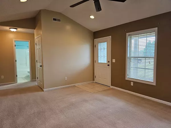 Dalzell, SC 29040,3485 Drayton DR Drive