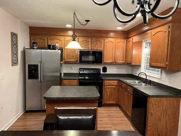 Sumter, SC 29154,907 Bors ST Street