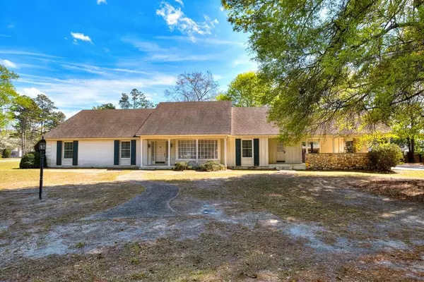 14 Edgewater, Sumter, SC 29150