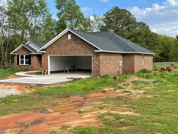 Wedgefield, SC 29168,855 Panda RD Road