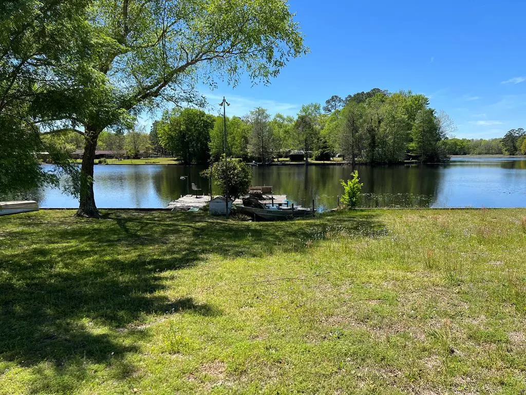 Sumter, SC 29154,4136 N Lake Cherryvale DR Drive