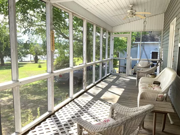 Summerton, SC 29148,1560 Cottage DR Drive