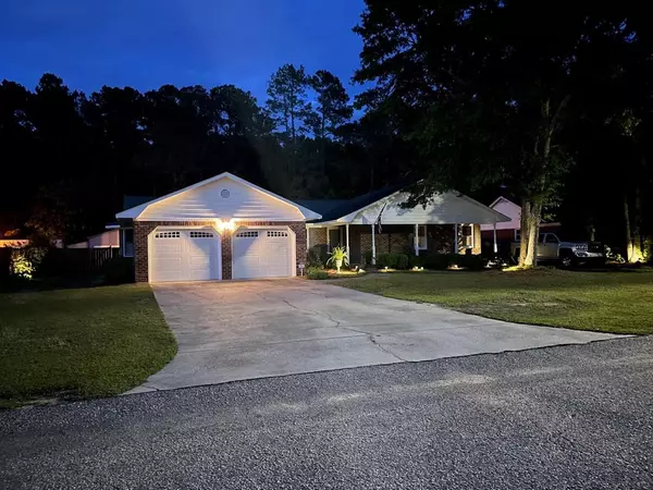 90 Heather CT Court, Sumter, SC 29154