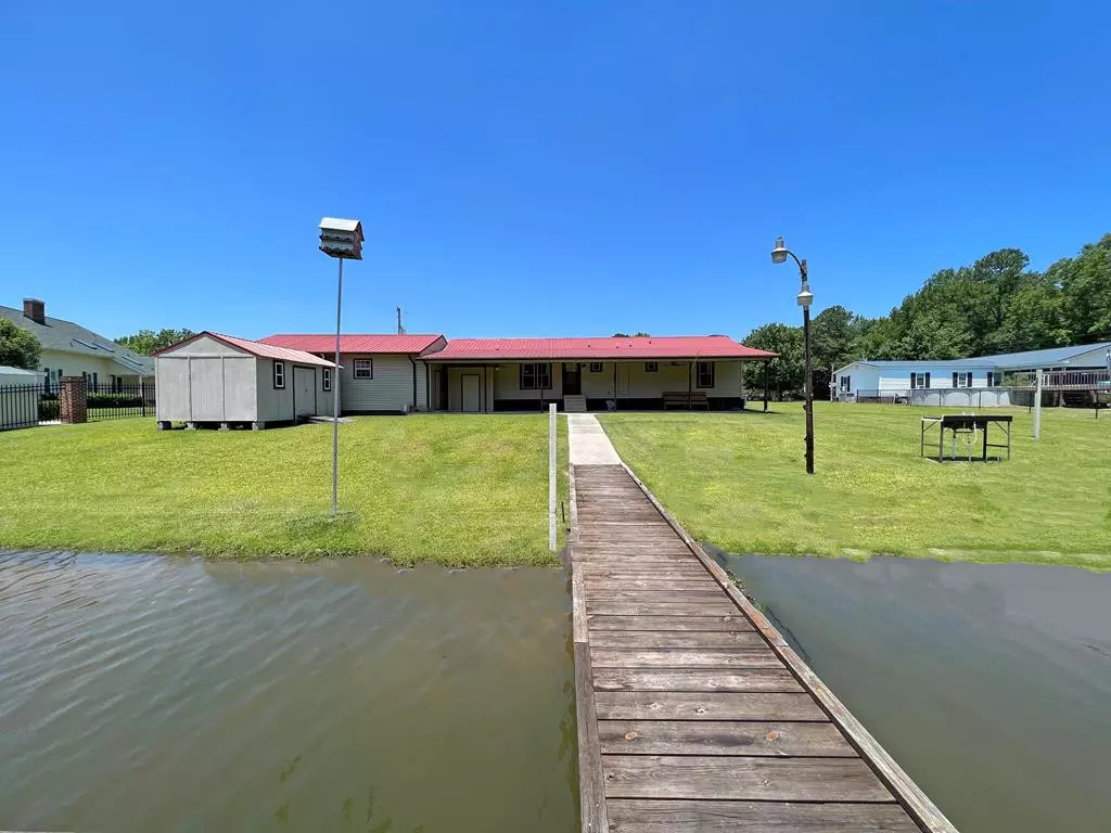 Summerton, SC 29148,1045 Autumn LN Lane