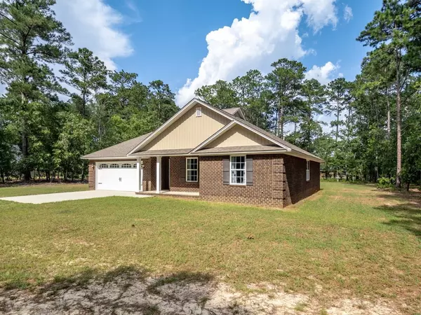 Wedgefield, SC 29168,6 Foxfire LN Lane