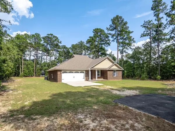 Wedgefield, SC 29168,6 Foxfire LN Lane