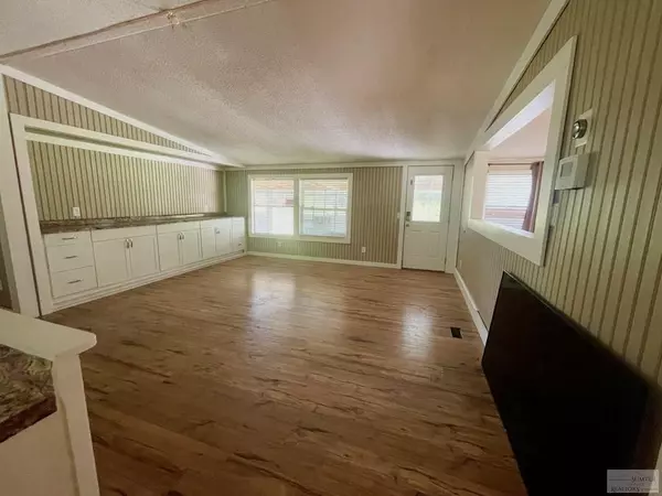 Branchville, SC 29432,247 Fair Oaks CT Court