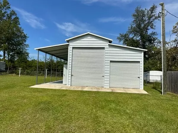 Summerton, SC 29148,1180 Manning DR Drive