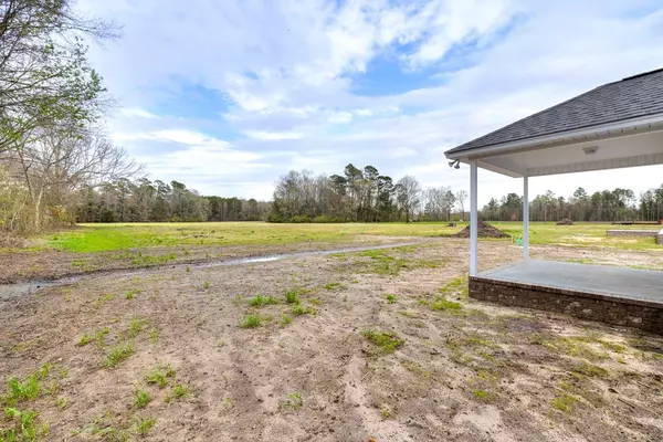 Pinewood, SC 29125,213 S Hampton ST Street