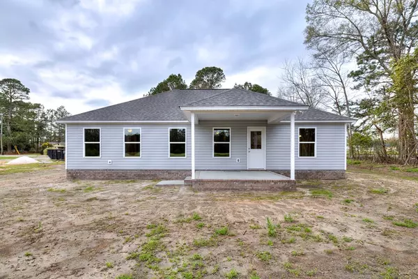 Pinewood, SC 29125,213 S Hampton ST Street