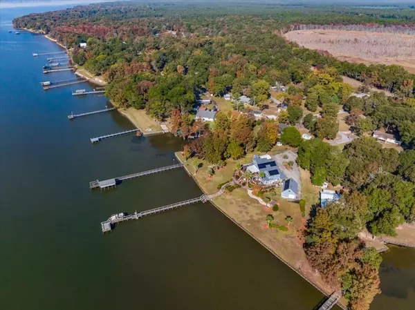 Summerton, SC 29148,1076 Davis DR Drive