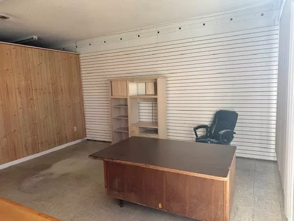 Summerton, SC 29148,1 S Cantey ST Street