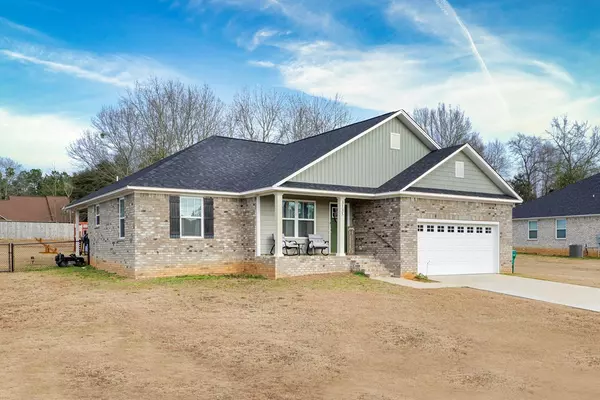 Dalzell, SC 29040,3135 Explorer DR Drive
