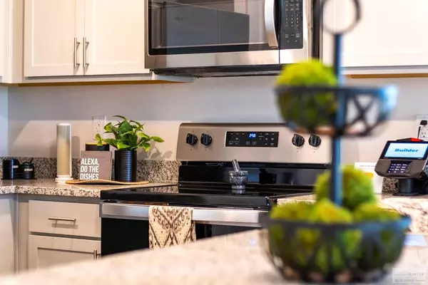 Dalzell, SC 29153,1891 Wildhorse