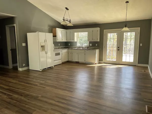 Dalzell, SC 29040,20 Broughton CT Court