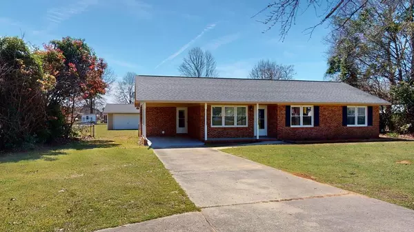 4270 Camden HWY Highway, Dalzell, SC 29040