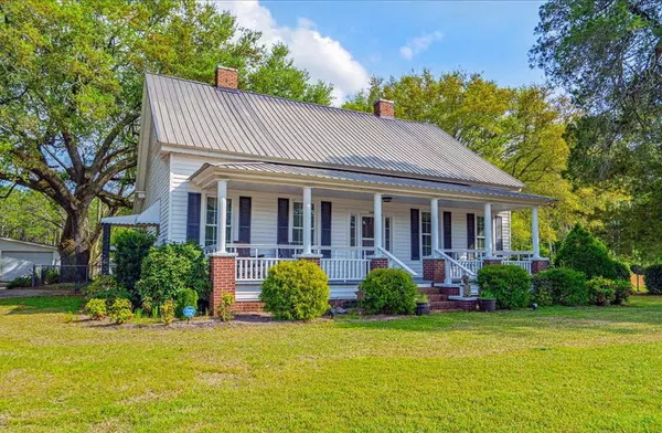 234 S Myers RD Road, Olanta, SC 29114