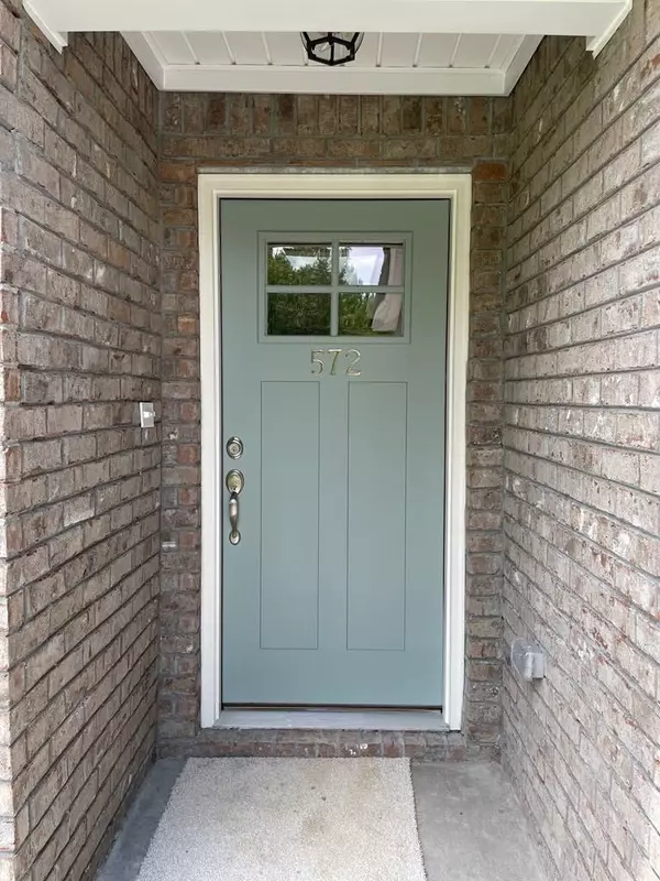 Sumter, SC 29150,572 Brushwood DR Drive