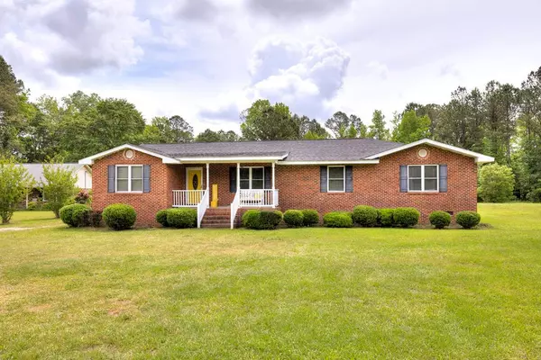 195 Eastern School RD Road, Mayesville, SC 29104