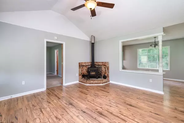 Dalzell, SC 29040,2770 Watermark